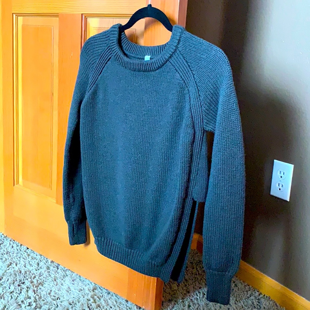 Lululemon Barely Worn Dark Grey Sweater